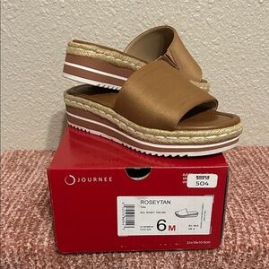 Women's Tan Platform Sandals